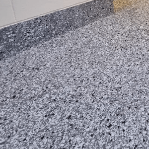 flake-epoxy-flooring-coving-nz-toilets2