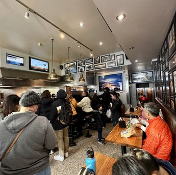 waiting area Fergburger queenstown